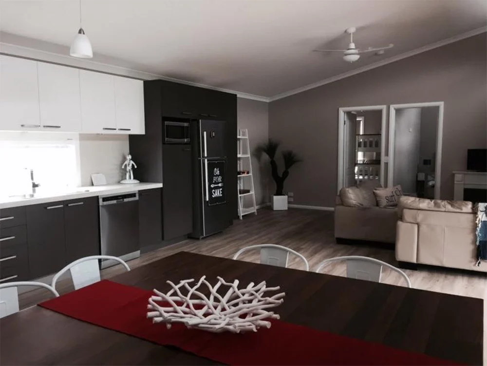 Modular-beach-house-Honeysuckles-dining-kitchen-area-Anchor-Homes